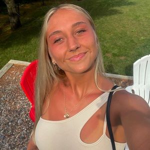 Meet your Posher, Anna